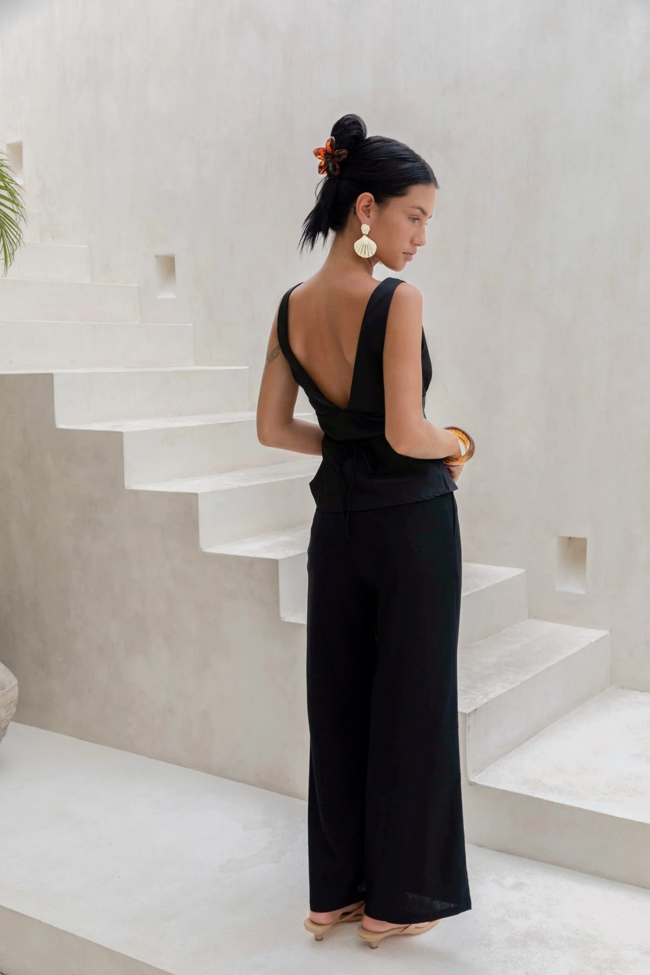 Essence Of Sunlight Satin Top Black